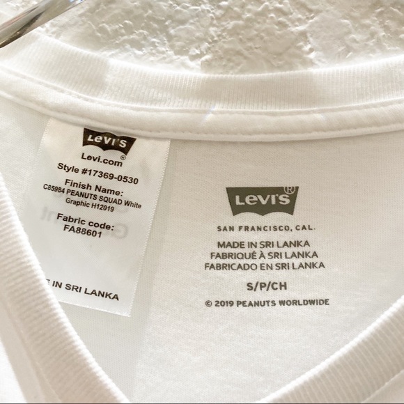 🌀Sold🌀Levi’s | Peanuts x Levi Squad Graphic Tee - Picture 4 of 5